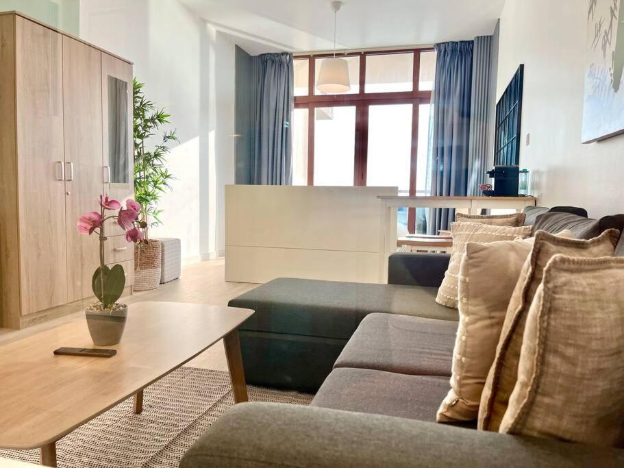 *stunning Sea View* Apartment